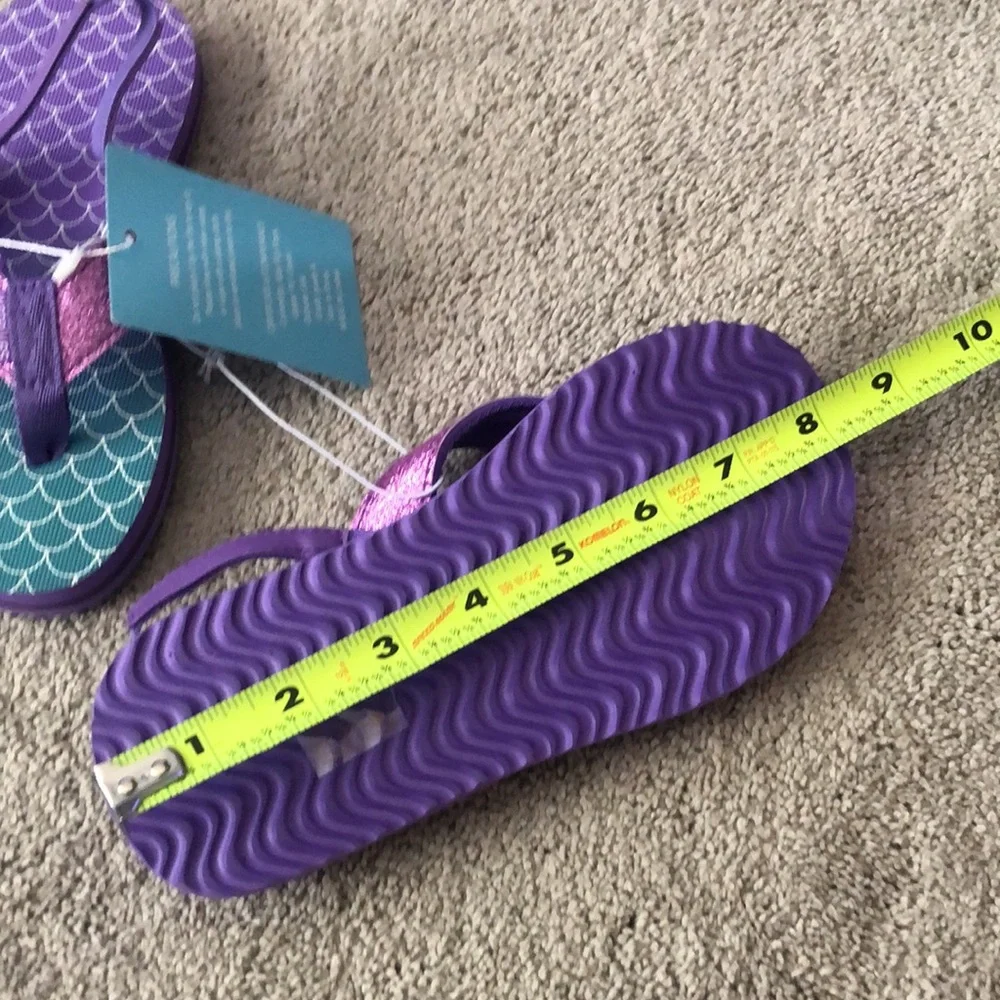Warelves Flip Flops 32/33 little kids size 13 14 Fish Scale‎ Mermaid Purple NWT